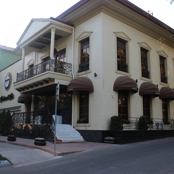 RESTORAN 